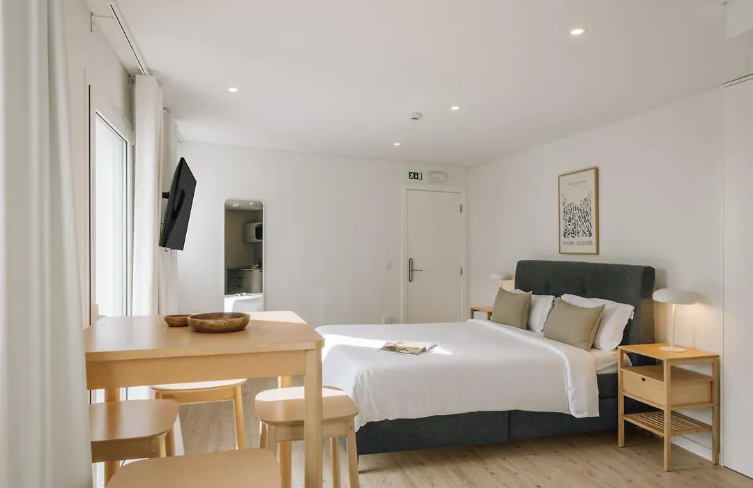 Lisbon Oriente Suites By Olala Homes-1